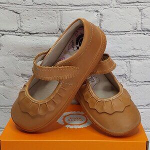 LIVIE & LUCA 'RUCHE CLASSIC' VINTAGE LEATHER MARY-JANE SHOES ~ CARAMEL ~